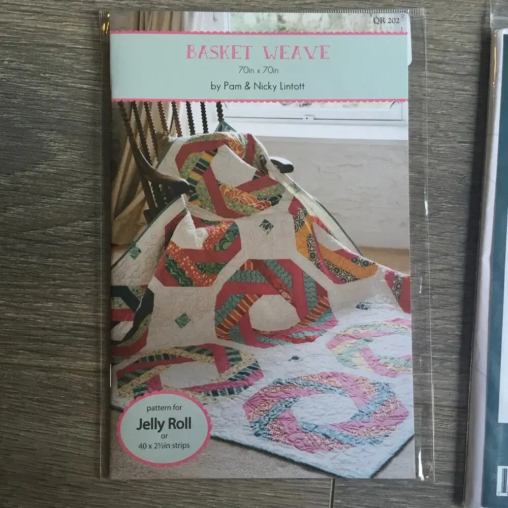 Quilt Sewing Pattern SET OF 5 Scrappy Cottage Geometric Fat Quarter NEW UNCUT